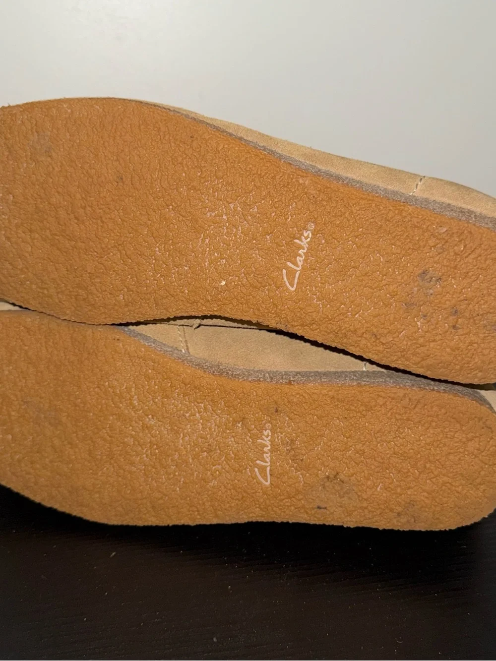 Clarks Men's Suede Chukka Boots in Tan